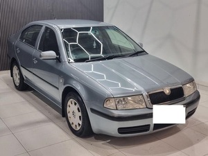 SKODA OCTAVIA 1.9 TDI AMBIENTE 5 portes d'occasion, conduite à gauche/droite - Product Image 2