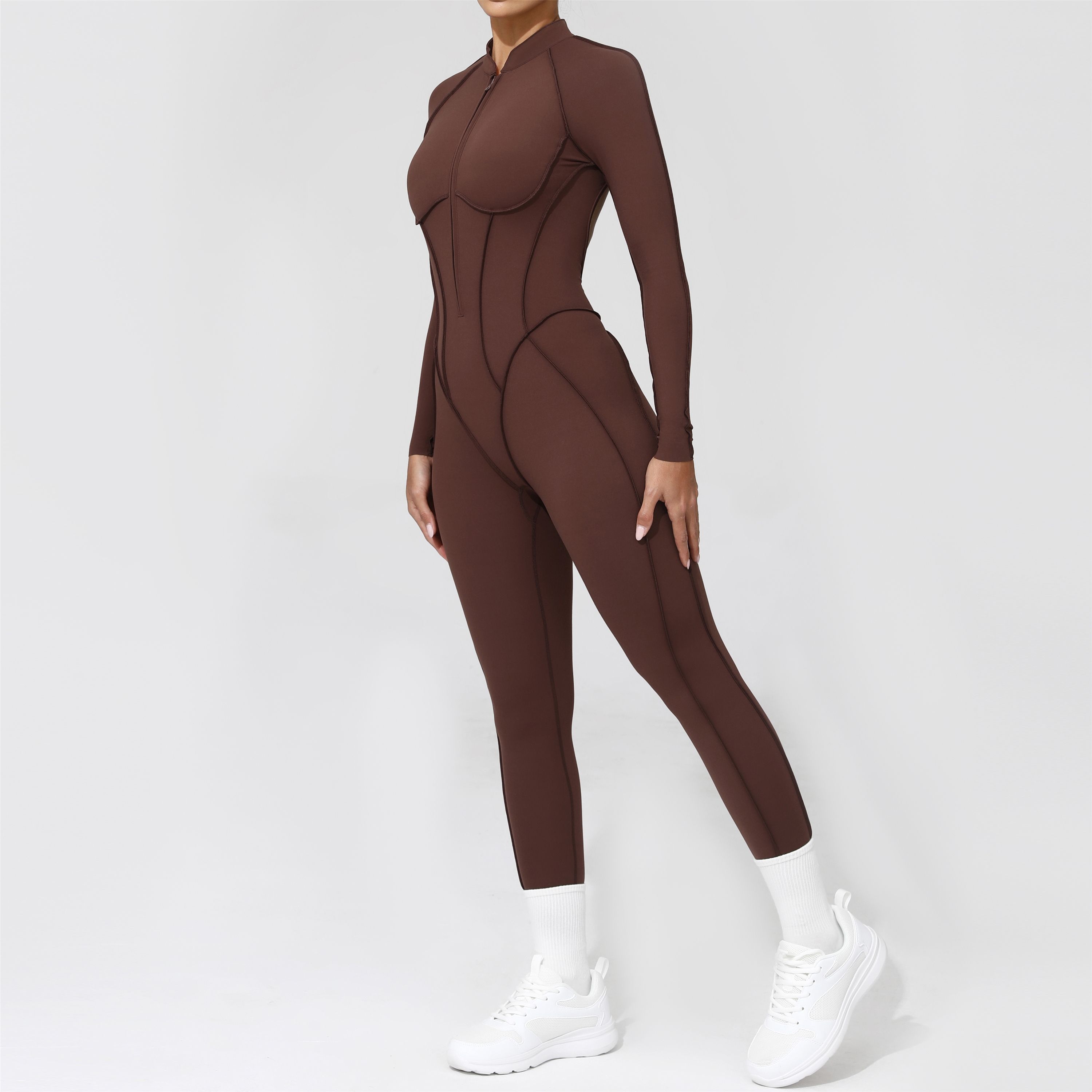 สีน้ำตาล