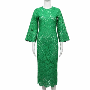 Dentelle soluble à l'eau 100% coton brodée, tissu de haute qualité, doux, durable et tendance pour la confection de robes, l'artisanat et la décoration intérieure - Product Image 4