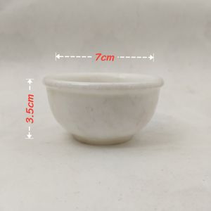 ชามหินอ่อนสีขาวทรงกลมที่ทำเสร็จแล้วอย่างประณีตวางลงบนพื้นหลังที่เป็นกลางเพื่อแสดงความสง่างามแบบมินิมอล - Product Image 2