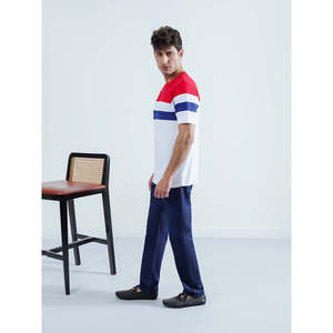 Camiseta MAELIE para Hombre, Corte Regular, con Logotipo Personalizado, Tejido de Punto, Estampada, Comprimida, Tallas Grandes - Product Image 3