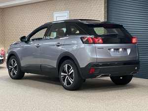 Peugeot 3008 GT 1.6L PureTech Essence 165 CV SUV d'occasion en bon état, sièges en cuir, toit ouvrant panoramique, phares à LED, transmission automatique - Product Image 3