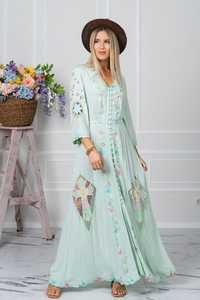 Elegante Boho Floral Bordado Maxi Vestido 100% Algodón Cuello en V Cintura Natural Moda de Verano con Botón Decoración - Product Image 5