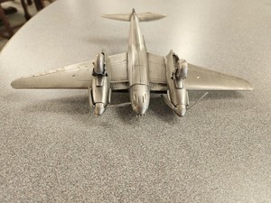 หุ่นกลอสเตอร์ดาวตกสไตล์วินเทจโมเดลโลหะเครื่องบินรบเจ็ทสะสมจอแสดงผลกองทัพอากาศผู้ที่ชื่นชอบการบิน - Product Image 2