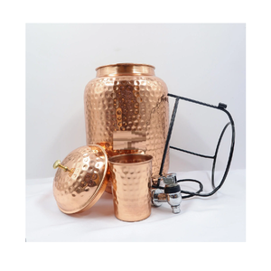 หม้อต้มน้ำทองแดงทุบพร้อมที่จ่ายแก้วโลหะพร้อมชุดแก้วและขาตั้งสำหรับชิ้นเดียว - Product Image 5