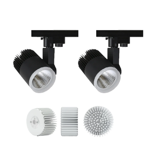 Luz de inundación LED blanca grande de TLC Viet Nam, diseño impermeable sin tornillos, etapa de potencia FB4, modo de Control, focos amarillos móviles listos - Product Image 2