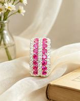 Anillo de 14K con Tres Filas de Incrustaciones Rojas, Estilo Minimalista, Regalo para Novia y Madre