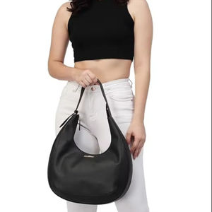 Sac à bandoulière fourre-tout en cuir au design moderne pour femmes, artisanat de haute qualité pour une tenue décontractée au prix de gros - Product Image 1