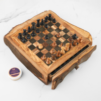 Ensemble d'échecs artisanal rustique ArtisRAW avec tiroir de rangement et boîte à échecs en bois naturel, cadeau de luxe pour la maison de TN