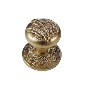 Herrajes para muebles de latón de hierro fundido sólido de tamaño personalizado antiguo moderno para perilla de puerta decorativa de bajo costo de cocina - Product Image 1