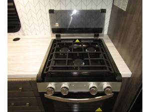 Vehículo de Camping Cruiser 2026 E-n-t-e-g-r-a O-D-Y-S-S-E-Y 24B Listo para Enviar - Product Image 2