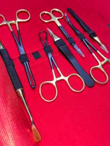 Juego de 8 Instrumentos Quirúrgicos para Vasectomía en Negro y Dorado, Acero Inoxidable Alemán, Reutilizables, Alta Calidad, OEM ODM - Product Image 2