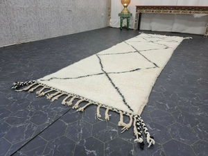 Tapis fait main Beni Ourain marocain de qualité supérieure Albertina tapis de prière unique en laine géométrique Technique tuftée nouée à la main - Product Image 5