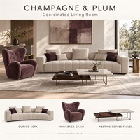 Ensemble de meubles modernes beige et prune sur mesure pour toute la maison : canapé courbé, fauteuil à dossier haut, table à manger ronde et lit rembourré