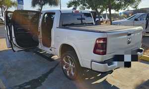 Seminuevo Limpio 2019 1500 LIMITADO 4D - Product Image 6