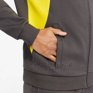 Chaqueta de entrenamiento de pista para hombre con cremalleras laterales con dobladillo de cola caída y detalles sutiles de puño Chaqueta de rendimiento para hombre - Product Image 5