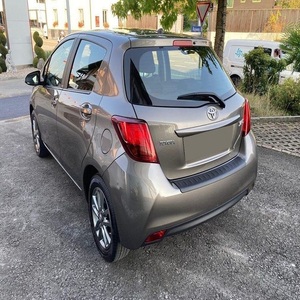 Precio barato a granel comprar nuevo Toyota Yaris 2020 2021 2022 coches usados al por mayor envío rápido para la venta - Product Image 5