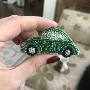 Collier avec pendentif en forme de balle en pierre de quartz avec perles de verre naturelles personnalisées pour les fêtes de mariage CHAÎNE DE CLÉS - Product Image 1