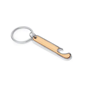 Portachiavi e Moschettoni Promozionali Personalizzati Milor, Gadget Personalizzabili con Funzione Apribottiglie - Product Image 3