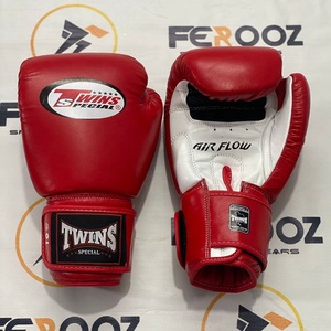 Gants de boxe Muay Thai rouges personnalisés en gros pour la vente, avec logo personnalisé, pour le sparring, le punching, les arts martiaux et le MMA - Product Image 1
