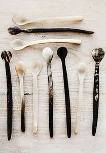 TYPIQUEMENT Couverts de style animal unique Cuillère en corne de buffle naturelle polie Design unique pour la décoration de table de restaurant - Product Image 2