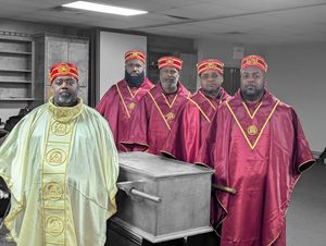 Color rico de alta calidad Iglesia púlpito obispo clero coro túnicas casulla Iglesia vestimentas Iglesia vestidos - Product Image 5