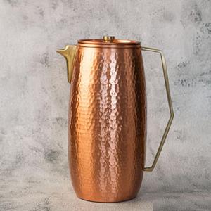 Pichet à eau élégant en cuivre pur avec un style martelé unique, parfait pour les cuisines domestiques, les repas rustiques et la vie saine - Product Image 3