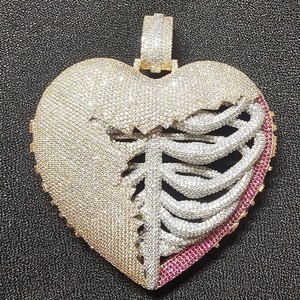 Customized 14k Solid Gold Fine Pendants & <b>Charms</b> CVD Diamond <b>Heart</b> Shape IGI Certified Diamond Iced Out Hip Hop Pendant for Men - Product Image 4