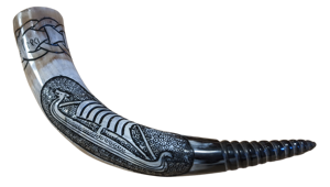 Cuerno vikingo genuino para beber con soporte de metal decorativo Estilo náutico tallado Mead Ale Fiesta de Navidad por Artesanías de lujo - Product Image 6