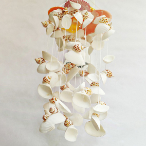 กระดิ่งลมทำด้วยมือทำจากเปลือกหอยธรรมชาติสำหรับตกแต่งบ้านและสวน - Product Image 2