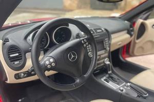 PRÊT À CONDUIRE - VÉHICULE D'OCCASION À VOLANT À GAUCHE |   Conduite à droite |   2005 MERCEDEESSS-BENZZZ SLK350 - Product Image 5