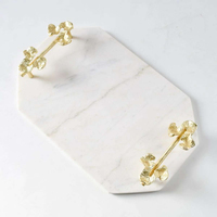 Plateau de service moderne en marbre blanc, design élégant en or rose, fait main, rectangulaire, écologique, logo personnalisé pour la décoration de la maison, mariage