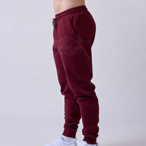 Pantalon de survêtement confortable avec poches latérales et chevilles à revers Pantalon de survêtement basique avec taille réglable et aspect propre - Product Image 6