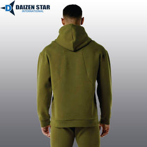 Sudadera con Capucha de Invierno para Hombre, de Poliéster/Algodón, Tejido de Felpa, Transpirable, Corte Regular, Logotipo Frontal Sólido, 310g - Product Image 2