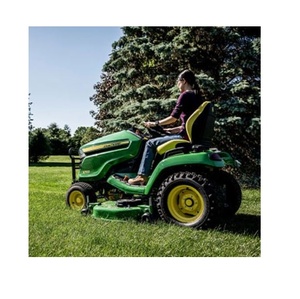 Tondeuse autoportée robuste Johnee Deere X380 avec moteur puissant pour la coupe de l'herbe, l'aménagement paysager et les travaux de jardinage - Product Image 1
