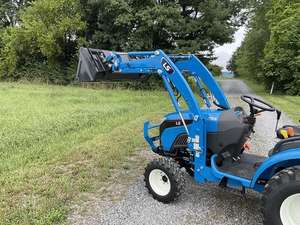 2025 nouveau Design tracteur de jardin chargeur frontal chargeuse-pelleteuse composants essentiels comprennent pompe boîte de vitesses portant 4WD roue moteur - Product Image 4