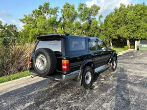 Oferta con Descuento: Toyota Hilux Surf SSR-X Limited 3.0 Wide 4x4 de 1994 Usada - Product Image 2