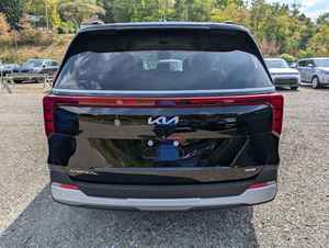 Minivan Híbrida Carnival EX FWD 2025 USADA, con Motor Híbrido Turbo de 1.6L, en Buen Estado - Product Image 4