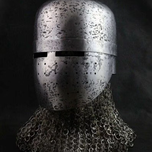Casque d'armure métallique fermé de marque privée pour guerriers offrant une protection complète et un style de protection médiéval authentique - Product Image 1