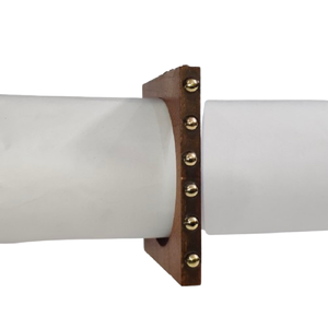 Bracelet en bois foncé de forme carrée avec accents dorés polis - Bracelet géométrique minimaliste en bois - Cadeau de bijoux artisanal - Product Image 3