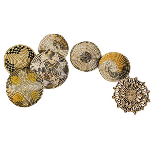 Ensemble de cinq panier mural tissé classique fait à la main décor jacinthe d'eau naturelle jonc de mer 7 pièces Collection d'art mural - Product Image 1