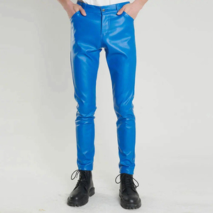 กางเกงคาร์โก้หนังผู้ชายสุดเท่ - ทนทาน สวมใส่สบาย เหมาะสำหรับใส่ในชีวิตประจำวันและการผจญภัยสุดโหด ป้องกันรอยยับ - Product Image 1