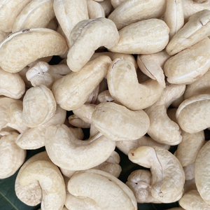 Factory Directly Cashew W320 Cashew <b>Nuts</b> W180 Cashew <b>Nuts</b> With Custom Packaging From Santigo - Product Image 1