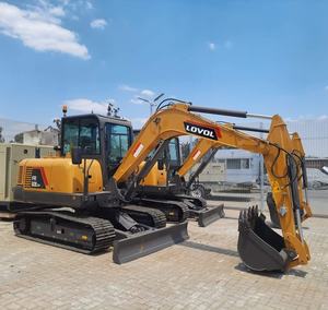 Mini-excavatrice sur chenilles LOVOL FR60E2‑H de 6 tonnes – Moteur Yanmar, godet de 0,18 m³, double vitesse, engin de construction hydraulique - Product Image 1