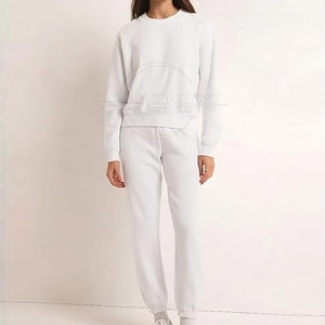 Combinaisons de survêtement personnalisées respirantes du fabricant Collection d'hiver à bas quantité minimale de commande à motifs solides Prix bon marché au Pakistan - Product Image 2