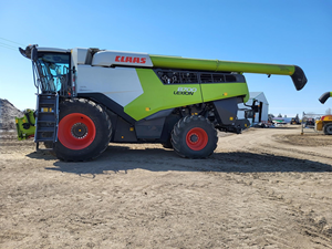 Cosechadora de Alto Rendimiento en Oferta, 1138HP, Lista para Envío Mundial, Cosechadora Combinada Claas LEXION 8700 en Venta - Product Image 3