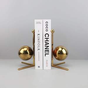 Serre-livres compacts en métal, adaptés aux petites étagères, bureaux et solutions d'organisation de livres permettant de gagner de l'espace - Product Image 1