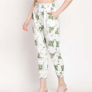 Pantalón de chándal de moda para mujer Diseño cómodo de aspecto moderno para entrenamiento y uso doméstico - Product Image 2