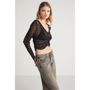 ETHIQUET RITA Blusa de tul con botones y manga larga para mujer - Product Image 4