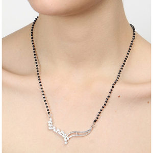 Compre un Mangalsutra de Plata Pura con Baño de Oro, Cadena de Perlas y Diamantes, Estilo Étnico Religioso, Regalo Perfecto para su Esposa - Product Image 6